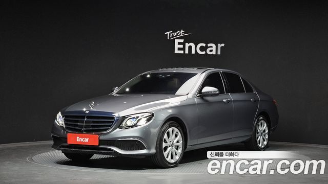 Mercedes-Benz E-Class (W213) E300 4MATIC Exclusive 2020 — фото 1
