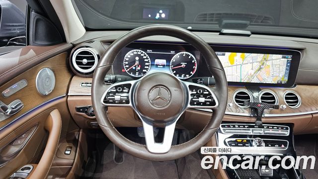 Mercedes-Benz E-Class (W213) E300 4MATIC Exclusive 2020 — фото 13