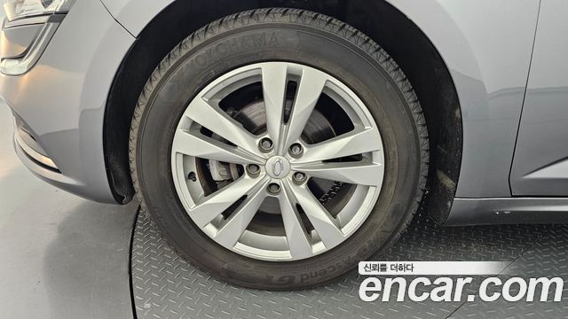 Renault Korea SM6 2.0 LPe SE 2020 — фото 5