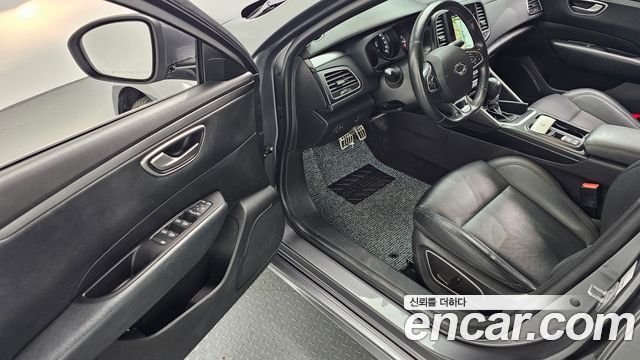Renault Korea SM6 2.0 LPe SE 2020 — фото 10