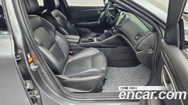 Renault Korea SM6 2.0 LPe SE 2020 — фото 11