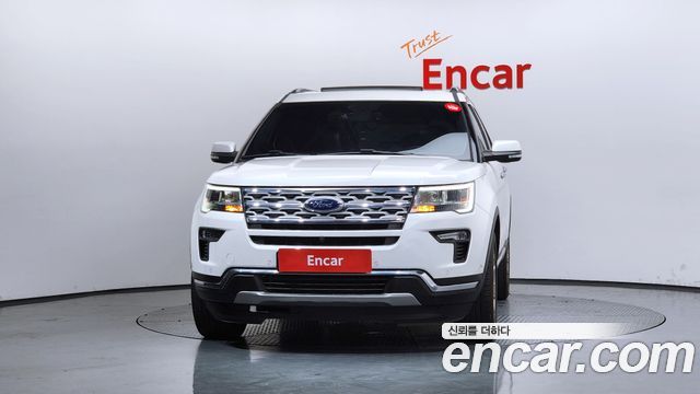 Ford Explorer 2.3 Limited 4WD 5th 2019 — фото 3