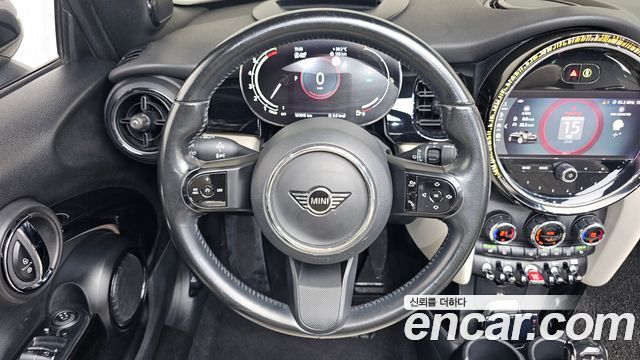 MINI Cooper S Convertible Classic Launch Pack Third Generation 2023 — фото 13