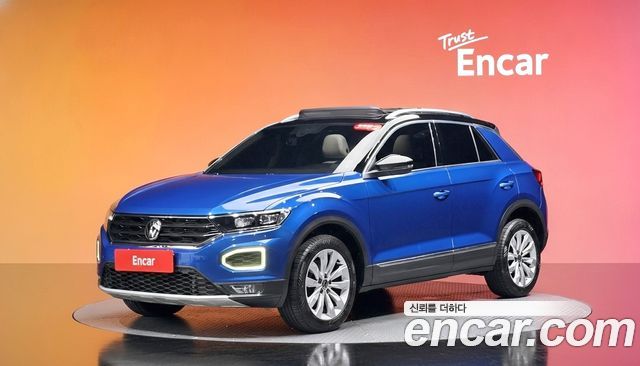 Volkswagen T-Roc 2.0 TDI Premium 2022 — фото 1