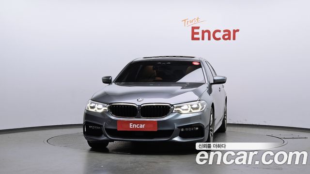 BMW 5 Series (G30) 520d xDrive M Sport Package Plus 2017 — фото 3