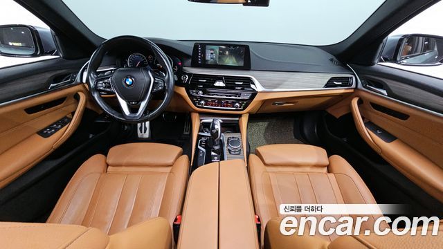 BMW 5 Series (G30) 520d xDrive M Sport Package Plus 2017 — фото 7