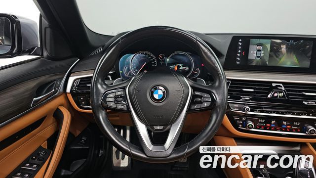 BMW 5 Series (G30) 520d xDrive M Sport Package Plus 2017 — фото 13