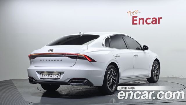 Hyundai Grandeur (IG) 3.0 LPi (Taxi) Deluxe 2023 — фото 2