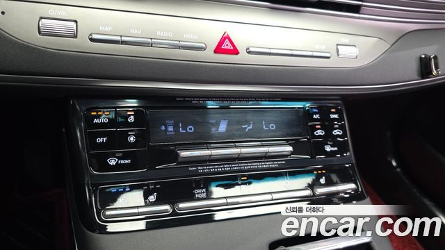 Hyundai Grandeur (IG) 3.0 LPi (Taxi) Deluxe 2023 — фото 17