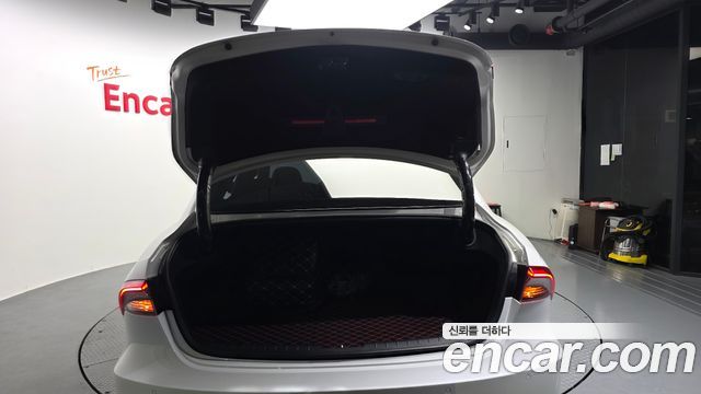 Hyundai Grandeur (IG) 3.0 LPi (Taxi) Deluxe 2023 — фото 31