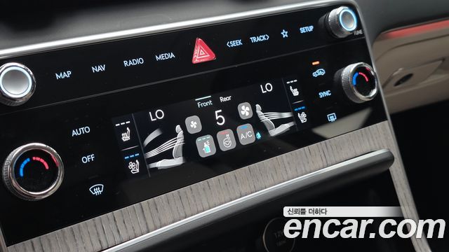 Genesis GV80 2.5T Gasoline AWD 2024 — фото 30