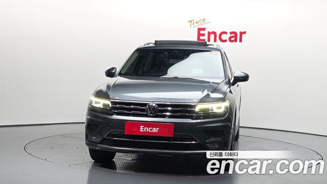Volkswagen Tiguan Allspace 2.0 TDI Prestige 2020 — фото 3