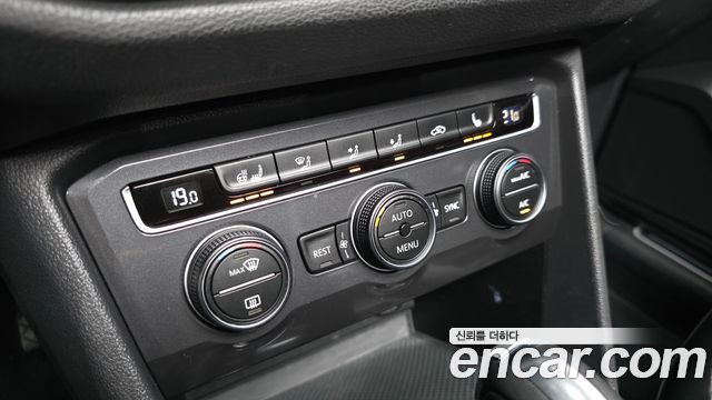 Volkswagen Tiguan Allspace 2.0 TDI Prestige 2020 — фото 16