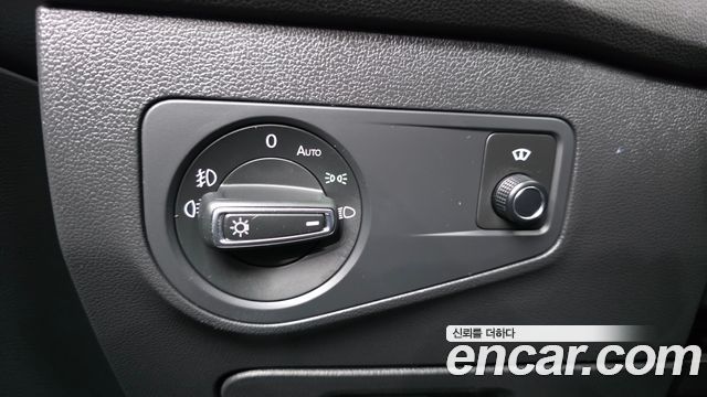 Volkswagen Tiguan Allspace 2.0 TDI Prestige 2020 — фото 27