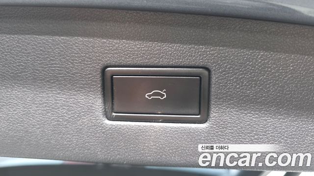 Volkswagen Tiguan Allspace 2.0 TDI Prestige 2020 — фото 31