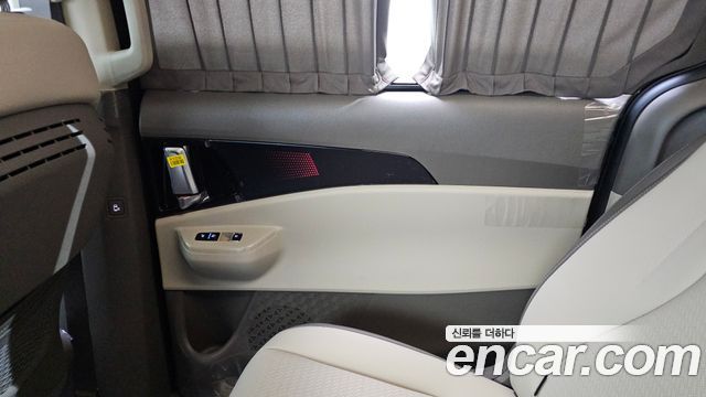 Kia Carnival (IV) Gasoline 9-Seater Hi Limousine Signature 2026 — фото 25