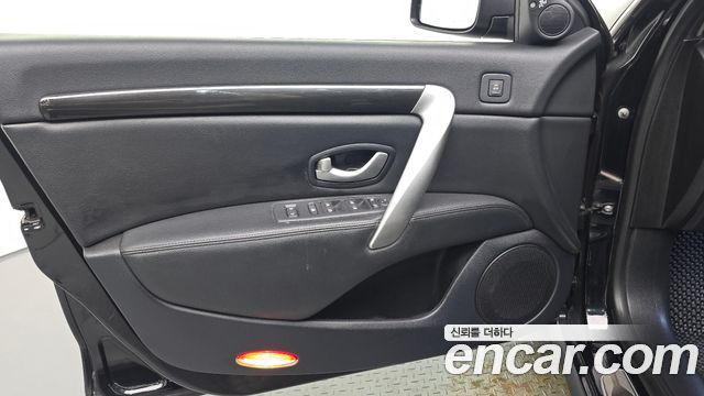 Renault Korea SM7 Nova LPLI 2.0 LPe Disabled 2019 — фото 24