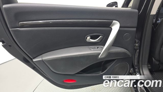 Renault Korea SM7 Nova LPLI 2.0 LPe Disabled 2019 — фото 25