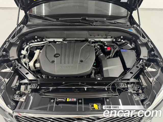 Volvo XC60 (II) B5 Ultra Bright Air Sus 2026 — фото 6