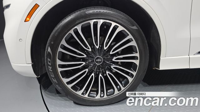 Lincoln Aviator (II) 3.0 Black Label AWD 2022 — фото 5