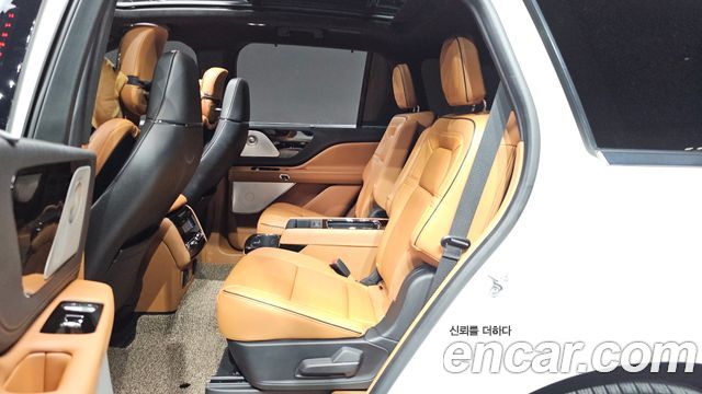 Lincoln Aviator (II) 3.0 Black Label AWD 2022 — фото 12