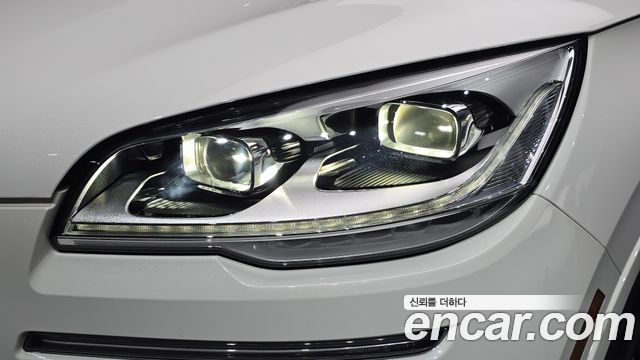 Lincoln Aviator (II) 3.0 Black Label AWD 2022 — фото 22