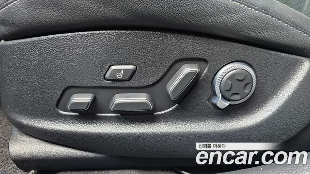 Genesis G80 (RG3) Gasoline 3.5 Turbo AWD 2022 — фото 32
