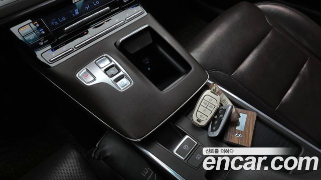 Hyundai Grandeur (IG) 3.0 LPi Exclusive 2022 — фото 9