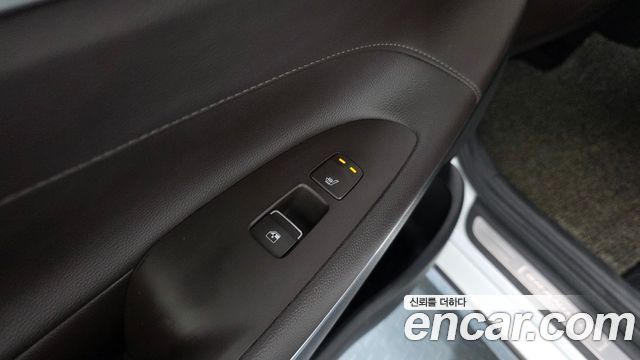 Hyundai Grandeur (IG) 3.0 LPi Exclusive 2022 — фото 28