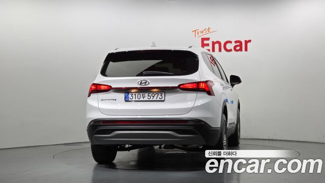 Hyundai Santa Fe Diesel 2.2 2WD Exclusive 2022 — фото 4
