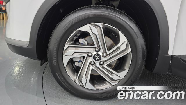 Hyundai Santa Fe Diesel 2.2 2WD Exclusive 2022 — фото 5