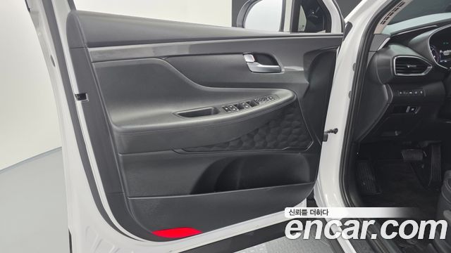 Hyundai Santa Fe Diesel 2.2 2WD Exclusive 2022 — фото 24