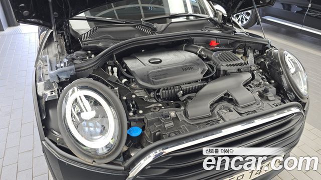 MINI Cooper Clubman Classic 2nd 2024 — фото 6
