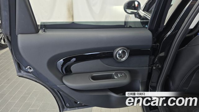 MINI Cooper Clubman Classic 2nd 2024 — фото 25