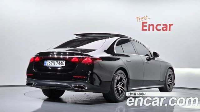 Mercedes-Benz E-Class (W214) E300 4MATIC AMG Line 2025 — фото 2