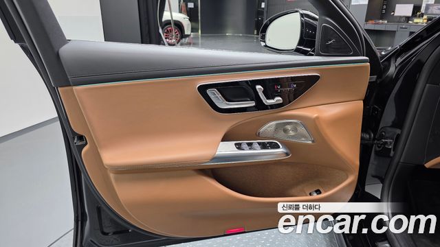 Mercedes-Benz E-Class (W214) E300 4MATIC AMG Line 2025 — фото 24