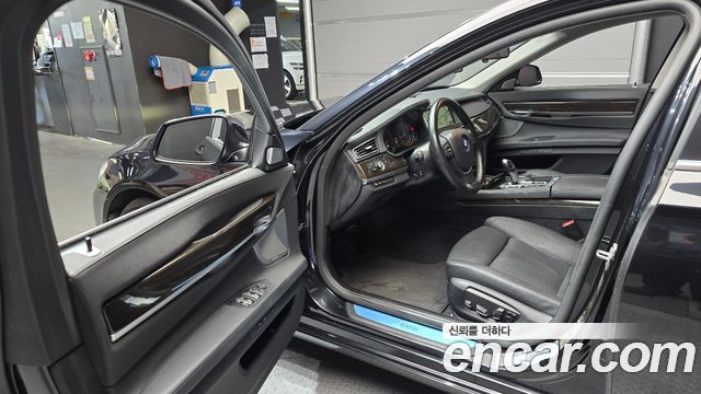 BMW 7 Series (F01) 750Li xDrive B&O Edition 2015 — фото 10