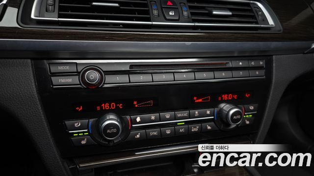 BMW 7 Series (F01) 750Li xDrive B&O Edition 2015 — фото 17