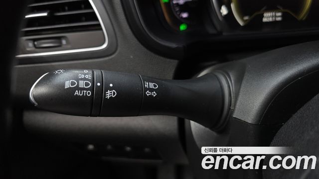 Renault Korea QM6 Diesel 4WD RE Signature 2019 — фото 29