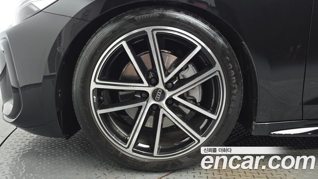 Audi A5 (B10) 45 TFSI Quattro S Line 2025 — фото 5