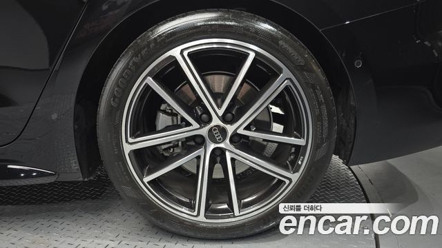 Audi A5 (B10) 45 TFSI Quattro S Line 2025 — фото 21