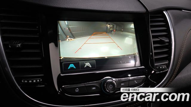 Chevrolet Trax 1.4 Premier 2019 — фото 15