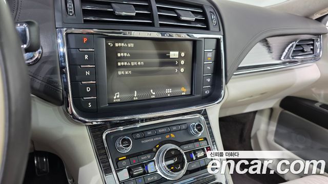 Lincoln Continental (X) 3.0 Black Label AWD 2019 — фото 15