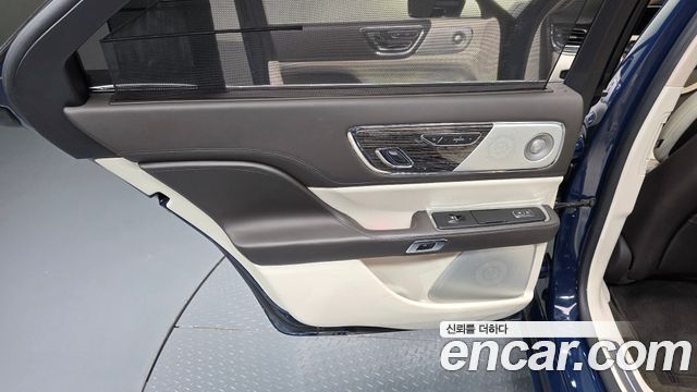 Lincoln Continental (X) 3.0 Black Label AWD 2019 — фото 25