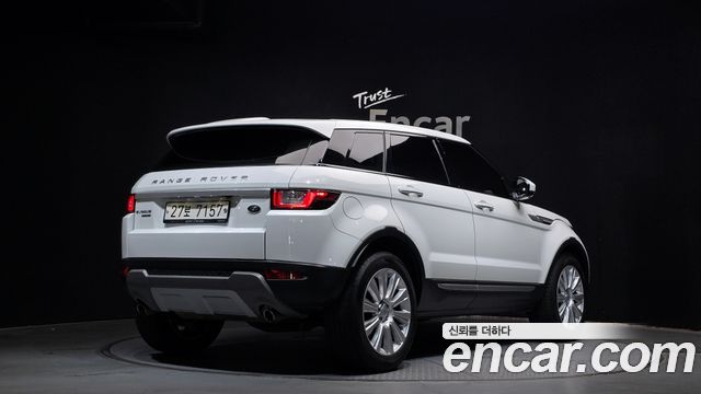 Land Rover Range Rover Evoque 2.0 TD4 HSE 2016 — фото 2