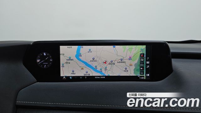 Lexus UX250h 2.0 AWD 2019 — фото 18