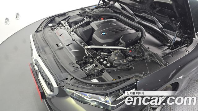 BMW 5 Series (G60) 520i 2025 — фото 6