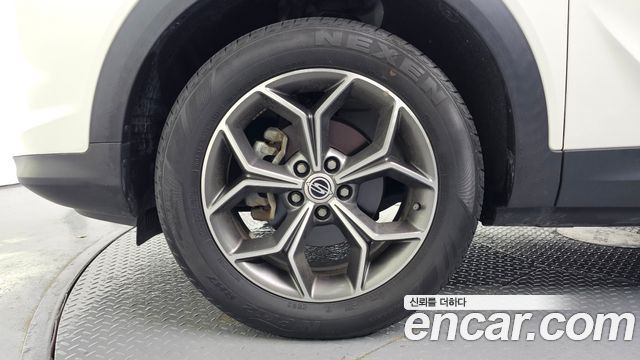 KG Mobility (SsangYong) Beautiful Korando Gasoline 1.5 4WD C7 2023 — фото 5