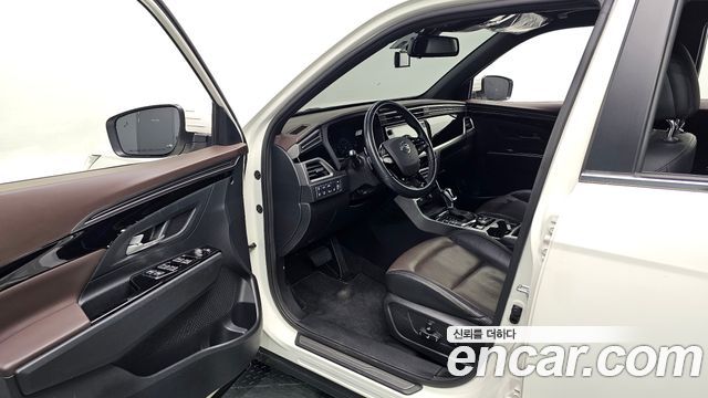 KG Mobility (SsangYong) Beautiful Korando Gasoline 1.5 4WD C7 2023 — фото 10