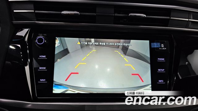 KG Mobility (SsangYong) Beautiful Korando Gasoline 1.5 4WD C7 2023 — фото 17